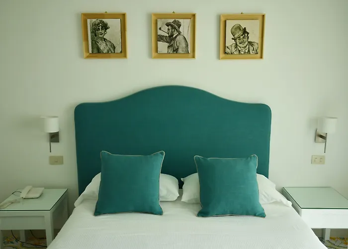 Gatto Bianco Hotel 4*