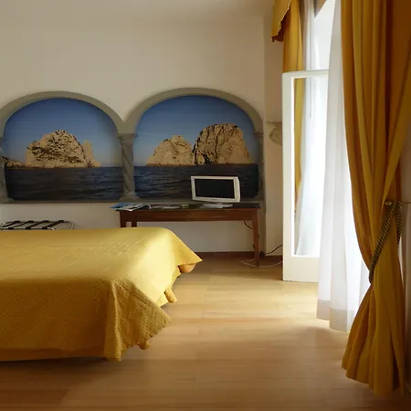 Hotel Gatto Bianco Capri