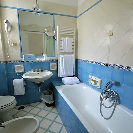 Gatto Bianco 4* Capri