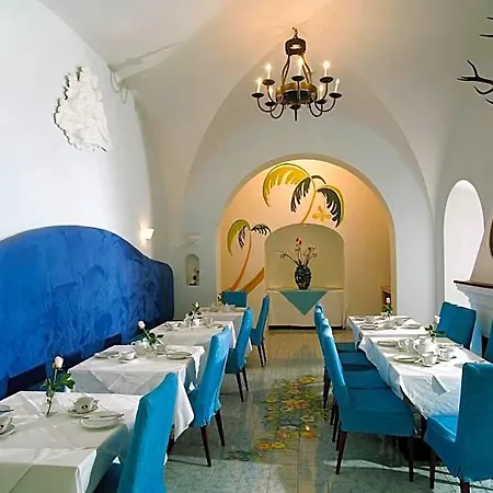 Hotel Gatto Bianco 4*