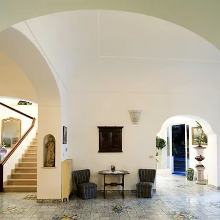 Gatto Bianco Hotel