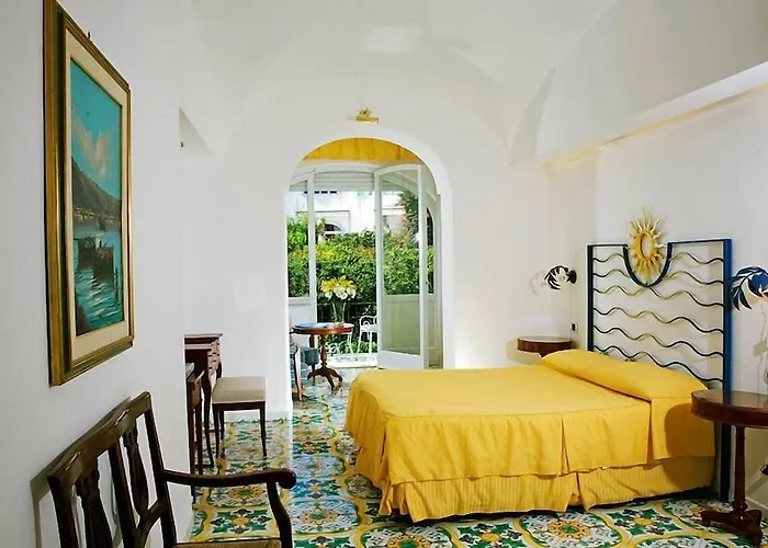 Gatto Bianco ホテル