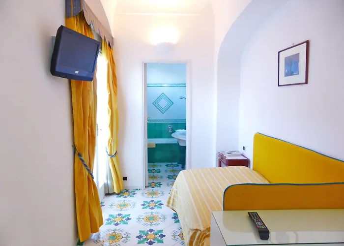 Gatto Bianco ホテル