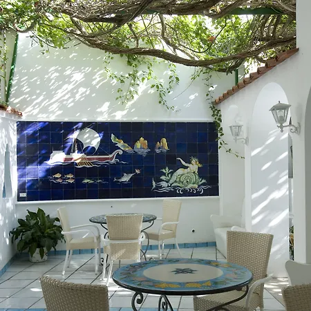 Gatto Bianco Hotel