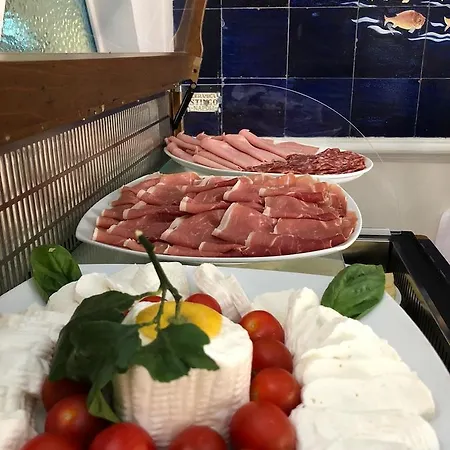 ألبيرغو غاتو بيانكو